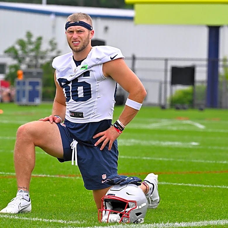 Patriots training camp recap: Walkthrough provides look at depth chart
