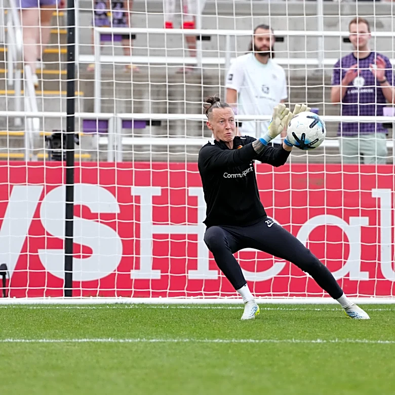 Denver Summit FC goalkeeper Pauline Peyraud-Magnin headed to Women’s Super League with Crystal Palace FC Women on loan