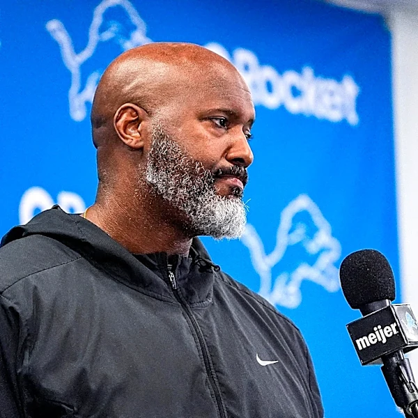 Lions GM Brad Holmes speaks on Jahmyr Gibbs’ contract hold-in