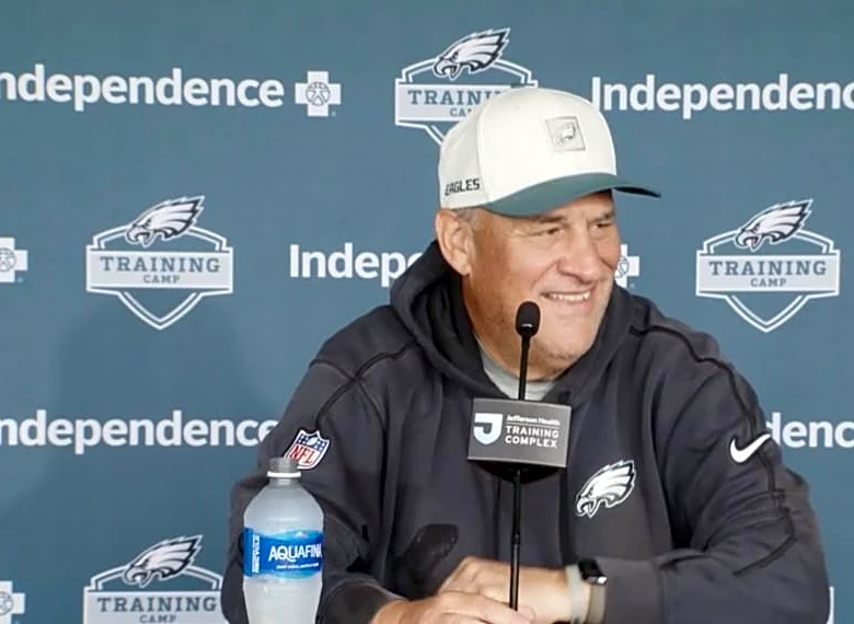 Vic Fangio says you shouldn’t sleep on this Eagles linebacker