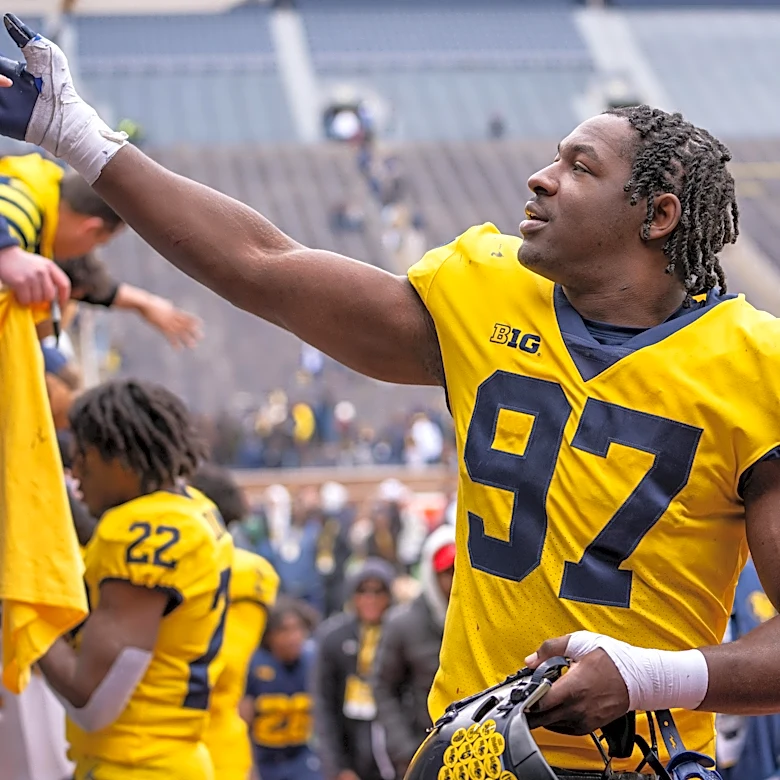 Veteran Michigan Football DL medically retires prior to fall camp