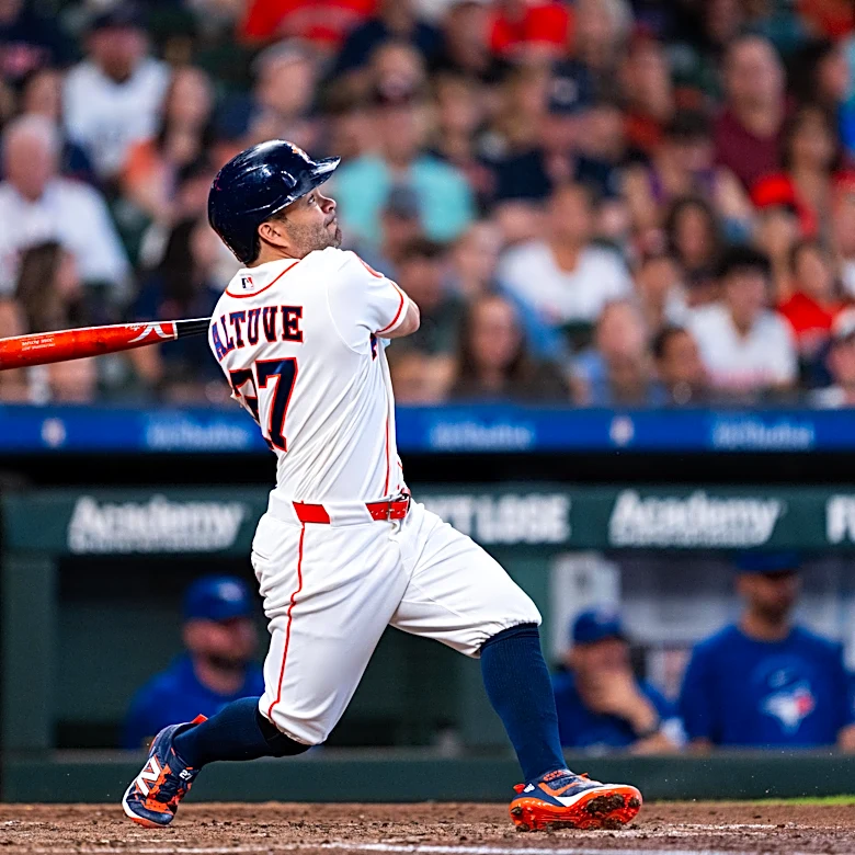 Astros Blow 3-0 Lead, Opportunities in 5-4 Loss to Blue Jays in 10