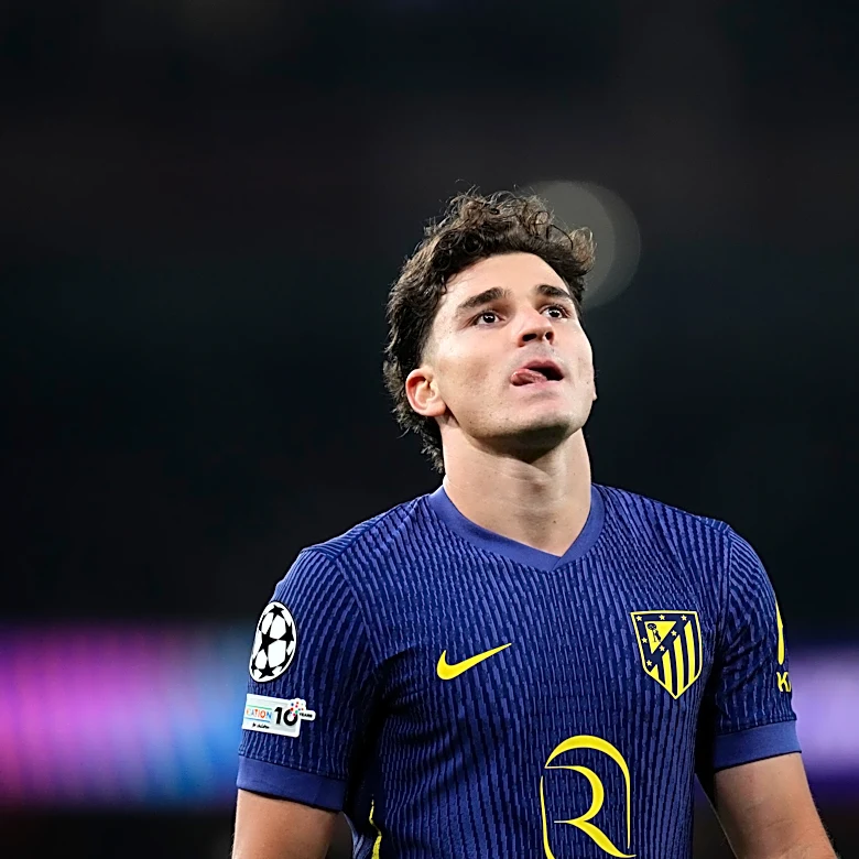 The Julián Álvarez gambit leaves Barcelona looking desperate