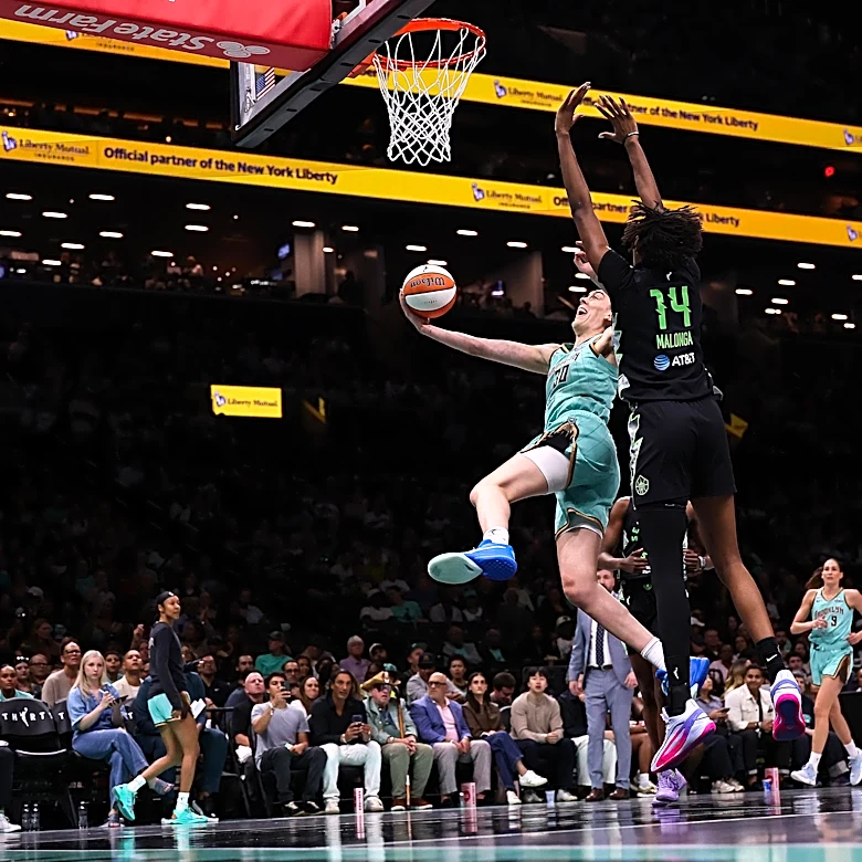 New York Liberty hang on vs. Seattle Storm, win 92-86
