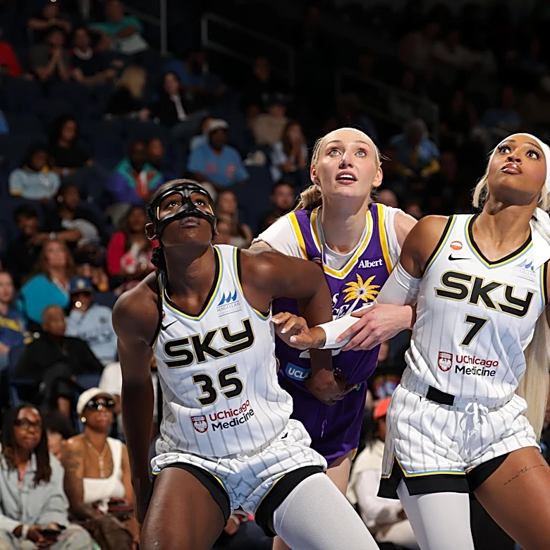 Sparks fade late, lose to the Sky