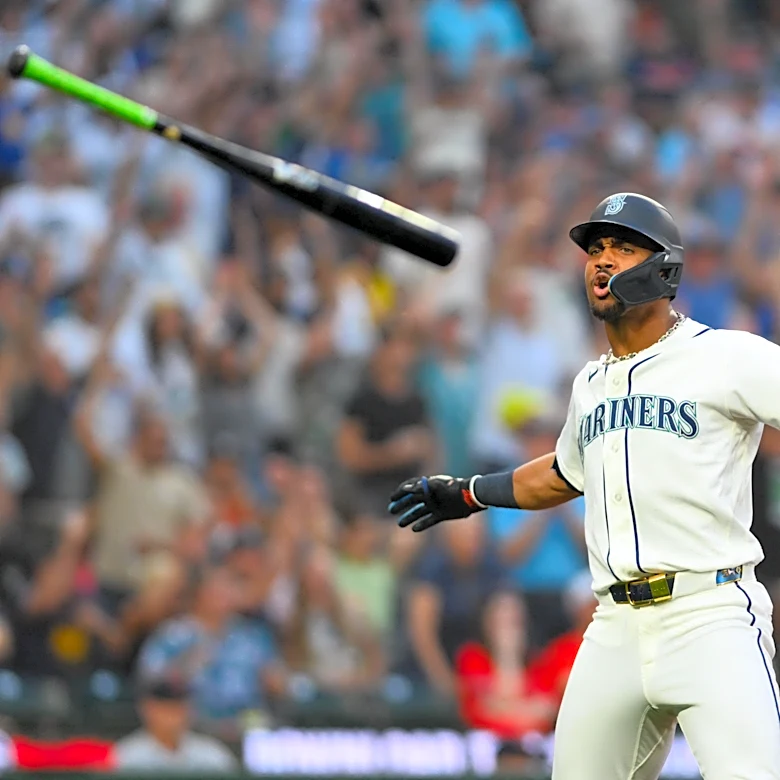 Pitching contest early and fireworks late in Tigers loss