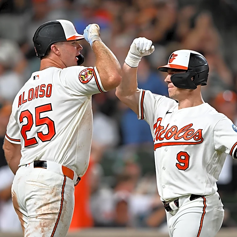 Orioles news: Half-game back in wild card, trade prospect rankings