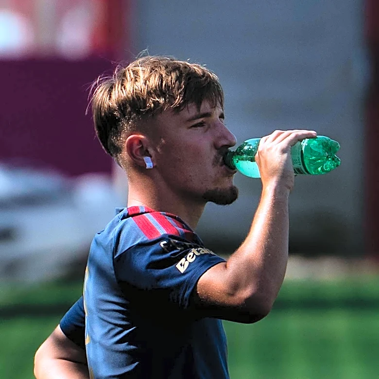 Issue with rehab for Bayern Munich’s Lennart Karl?