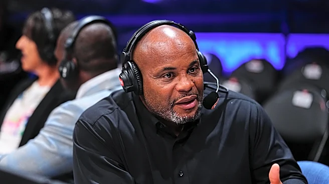 Daniel Cormier recounts calling alleged fixed UFC fight: ‘How in the world is this kid so bad’