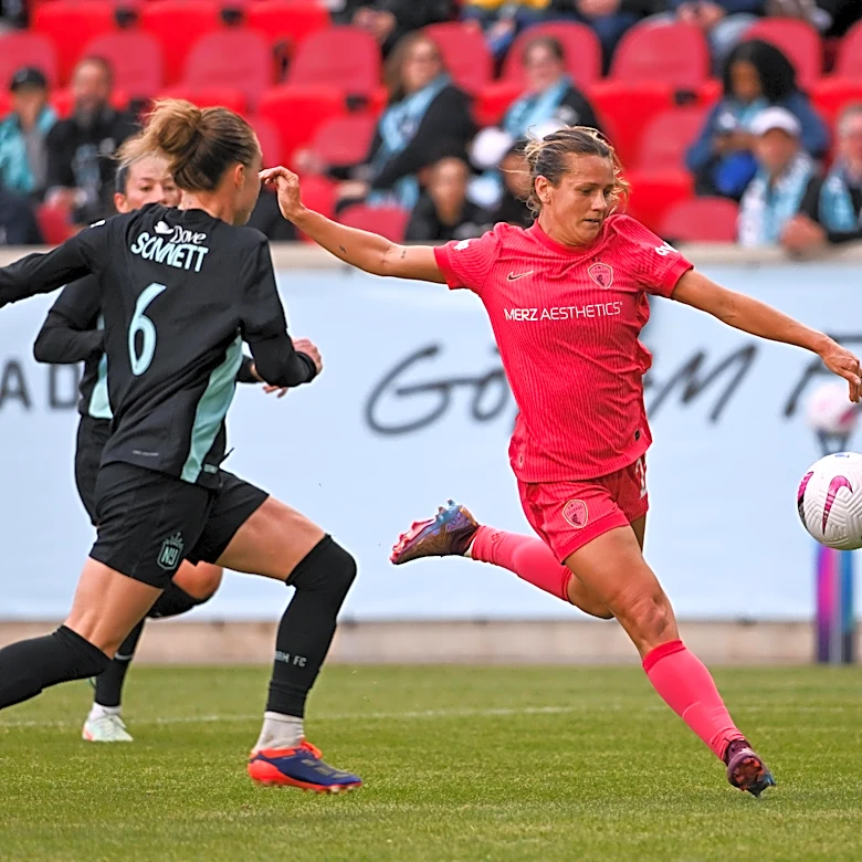 Gotham FC signs veteran midfielder Meredith Speck through 2026