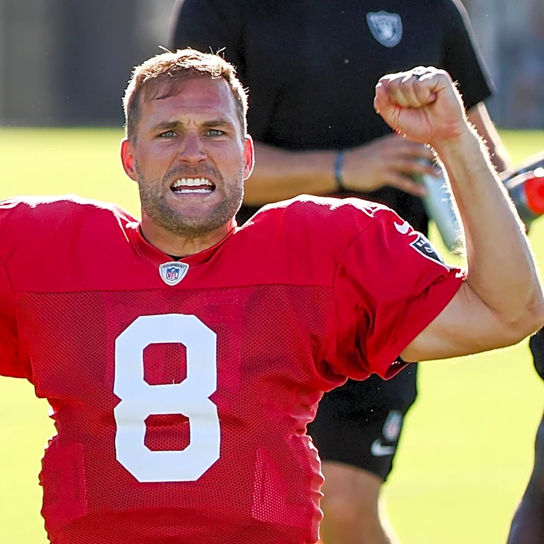 Submit your Las Vegas Raiders training camp mailbag questions!