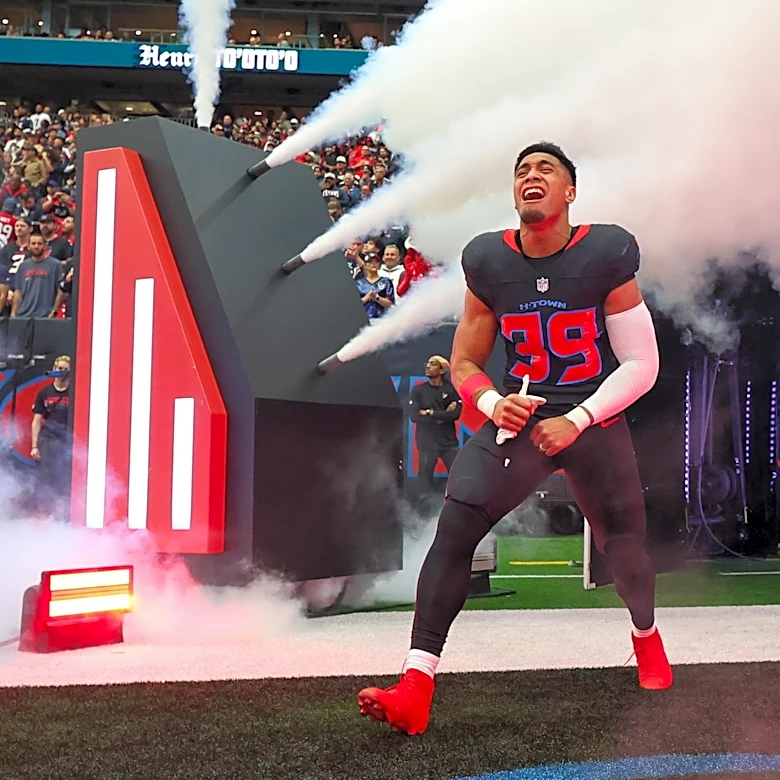 Texans extend Henry To’oTo’o, solidifying the entire starting defense through 2027