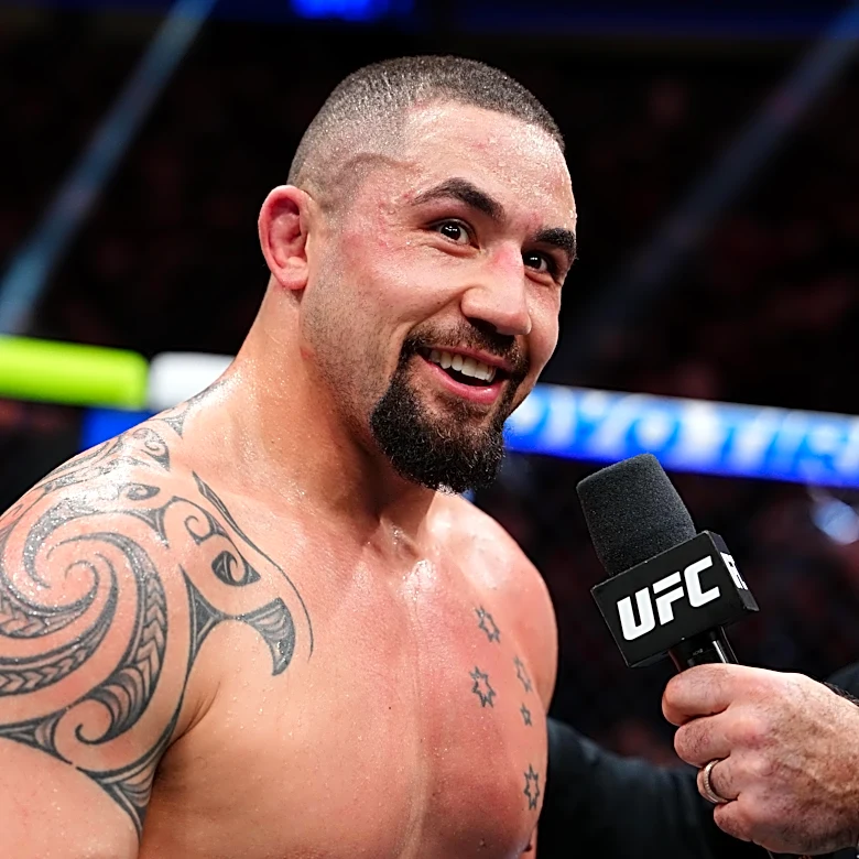 Robert Whittaker wants top opponent for next light heavyweight fight, Jan Blachowicz volunteers
