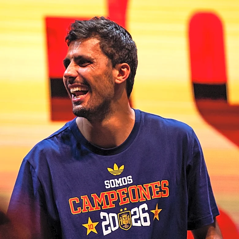 Rodri chooses Barcelona over Real Madrid as Manchester City exit takes shape — report