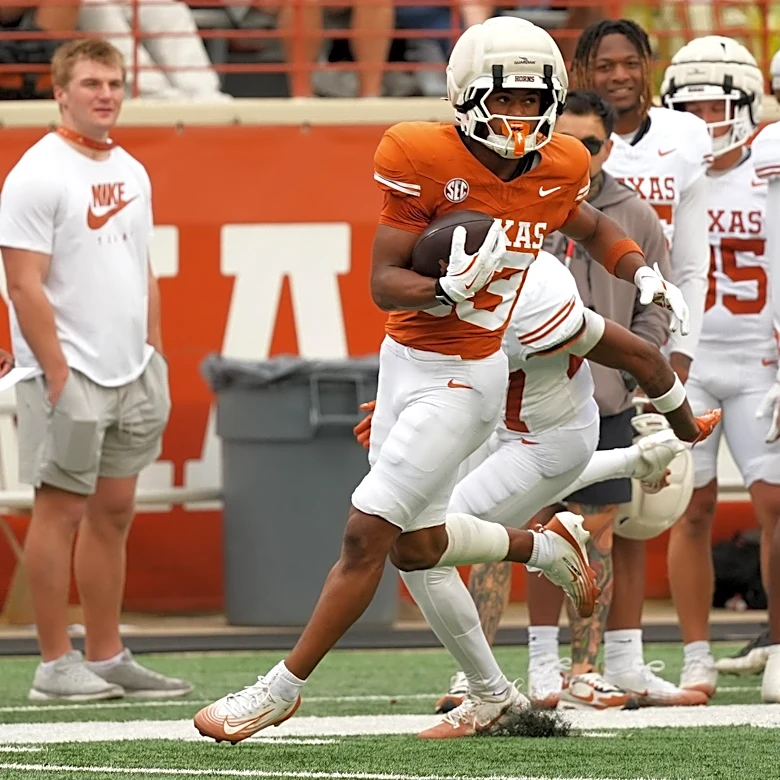 Ryan Niblett names the three fastest Texas players, and the results will surprise you