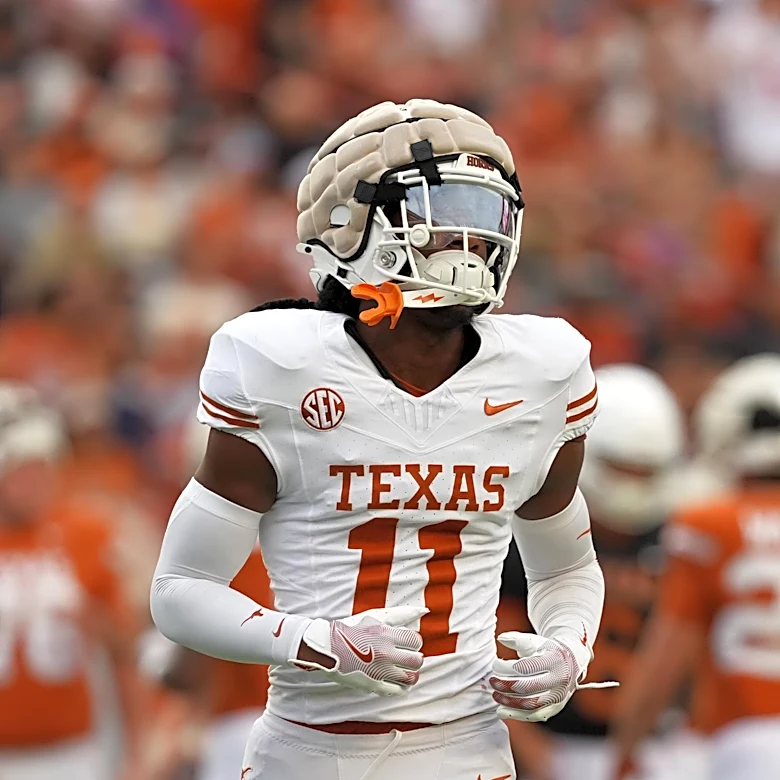 Longhorns Daily News: Two Texas freshmen were absent from early fall camp practices