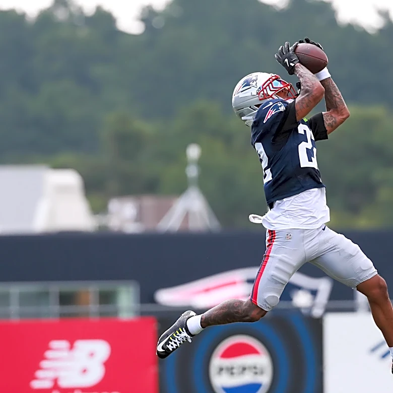 Patriots links 8/07/26: Heat wave, hot-heads, defense on fire
