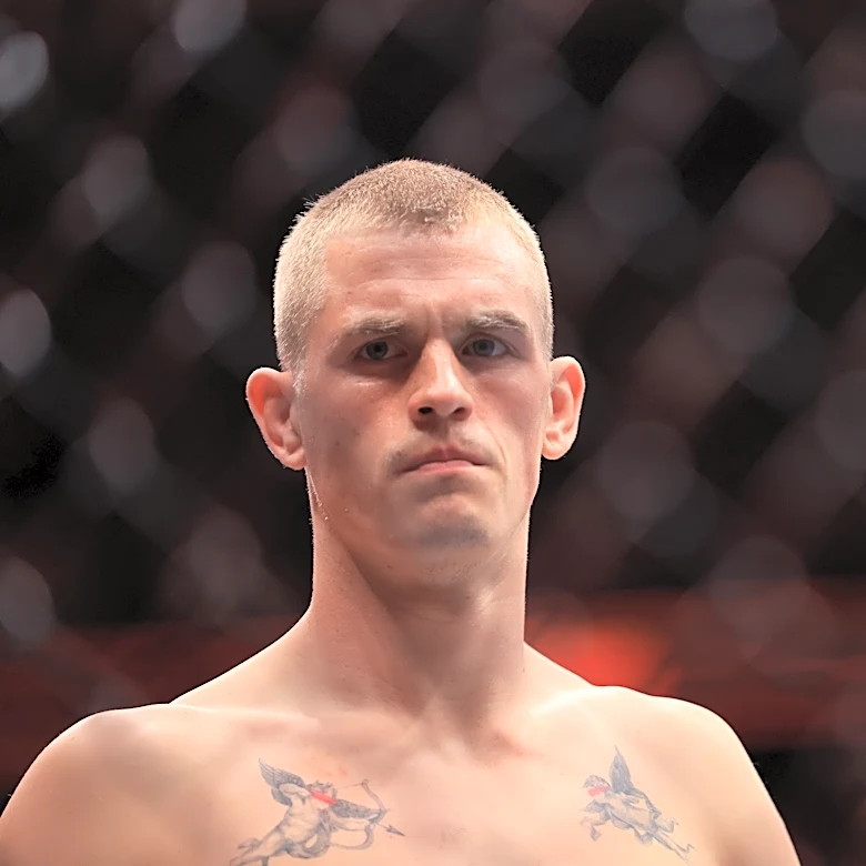 Not-scrolling Ian Garry dumps social media, responds to ‘online backlash’ ahead of UFC 330