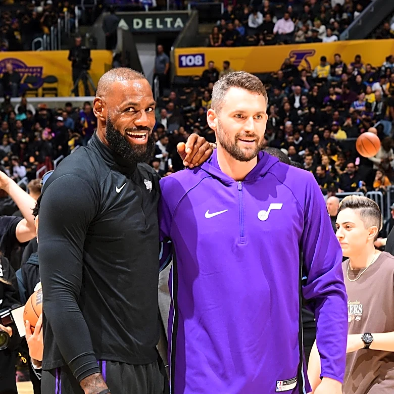 Report: Kevin Love’s agent in contact with the 76ers