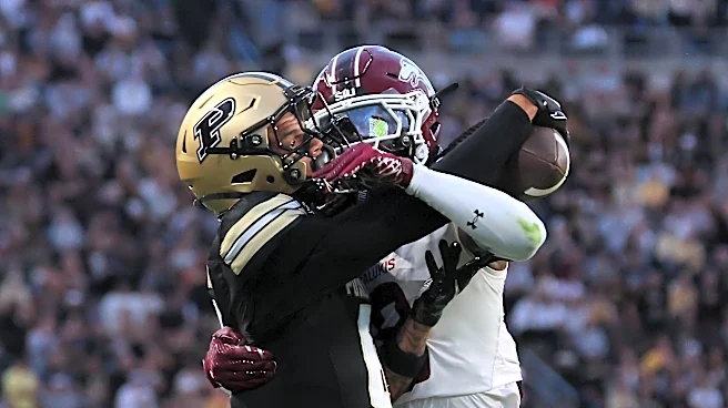 Patriots work out rookie cornerback after Carlton Davis, Charles Woods injuries