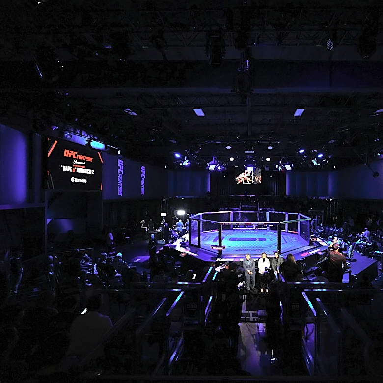 Blown away? UFC unveils new-look (and very expensive) Meta Apex ahead of UFC Vegas 120 | Video