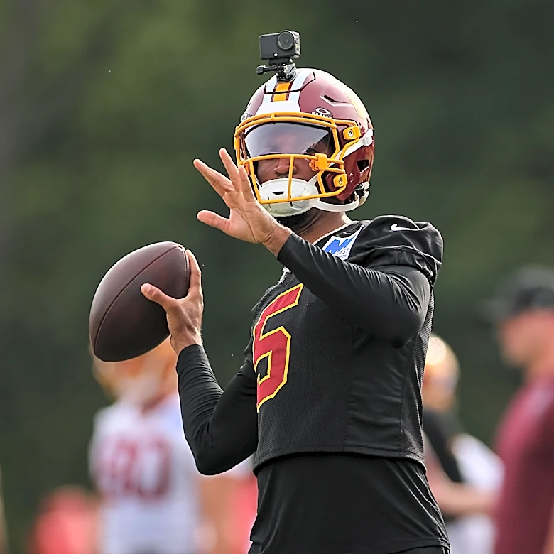 Commanders camp: What Jayden Daniels said about Stefon Diggs addition