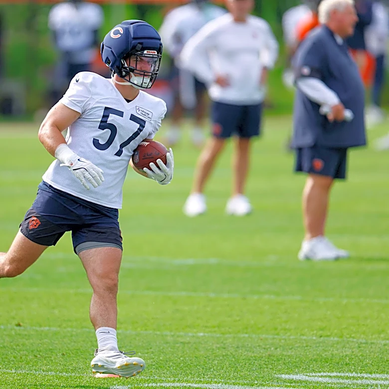 New left tackle, nickel, d-line rotation, and more Bears practice notes