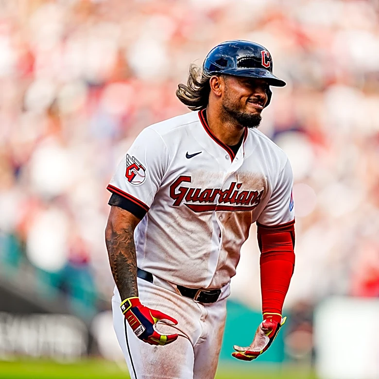 Mets add Gabriel Arias to roster, option Eric Wagaman to Triple-A