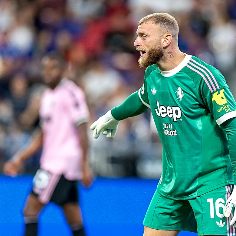 Juventus need to fix their Di Gregorio problem ASAP