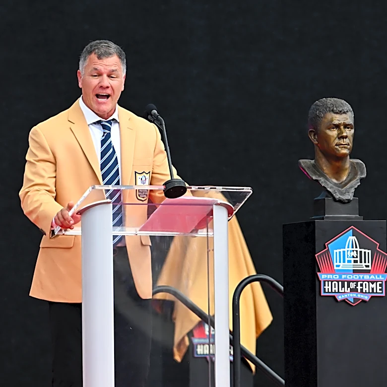 Colts legendary PK Adam Vinatieri enshrined into football immortality
