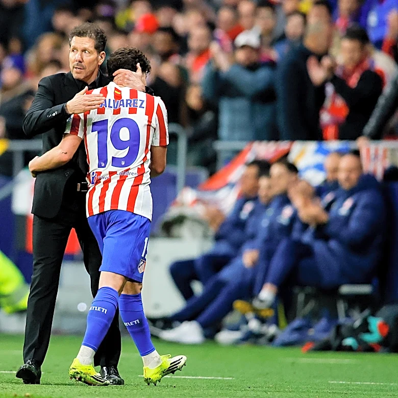 “The situation is very clear” – Diego Simeone confident in keeping Julián Álvarez amid Barcelona rumors
