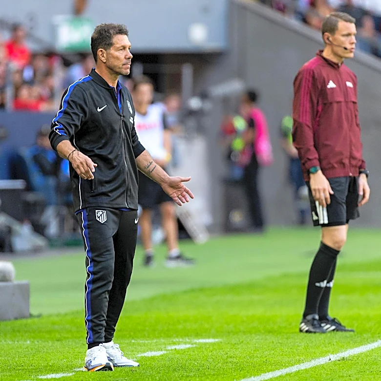Diego Simeone after Manchester City defeat: ‘The truth is I’m worried’