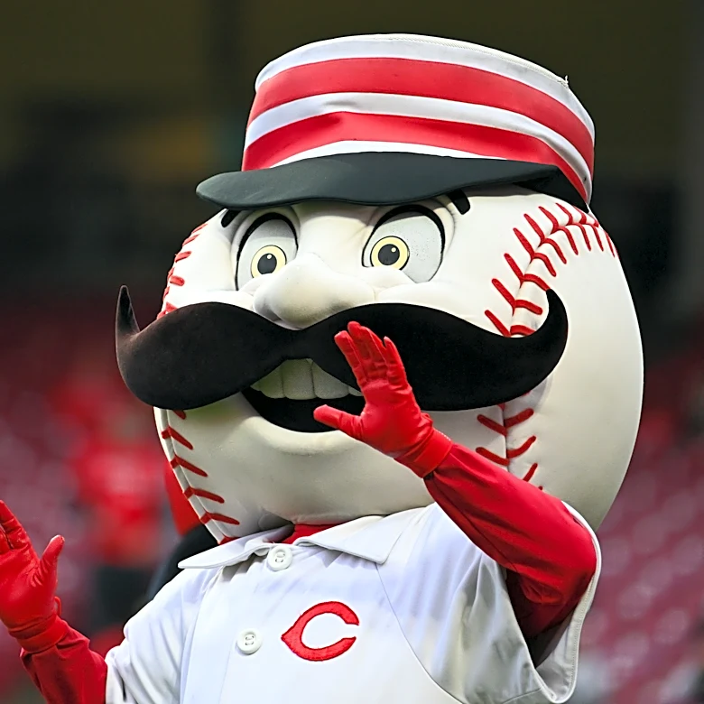 Cincinnati Reds vs. Washington Nationals – Brady Singer vs. Brad Lord