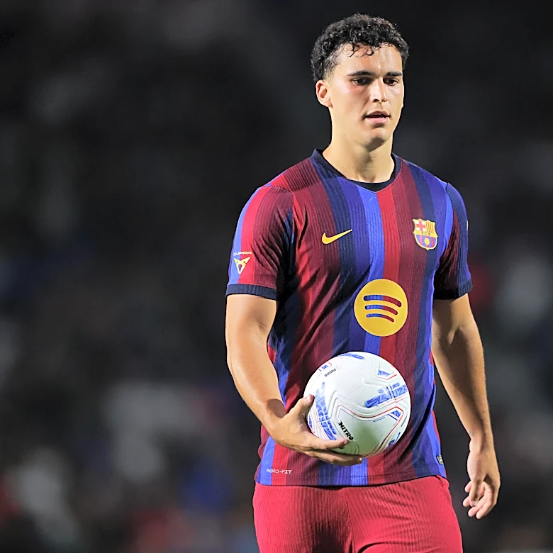 Barcelona center-back Álvaro Cortés has “several concrete offers” to leave Camp Nou
