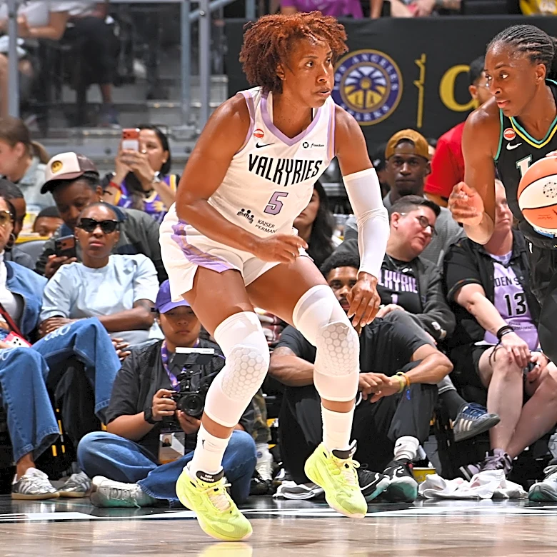 Sparks put up valiant tanking performance in loss to Valkyries