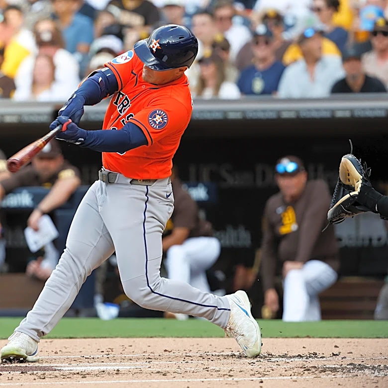 Astros Held to 2 Hits, Blasted by Padres 7-2