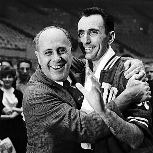 Banner Years: 1963, Celts greet Hondo, bid Cooz adieu