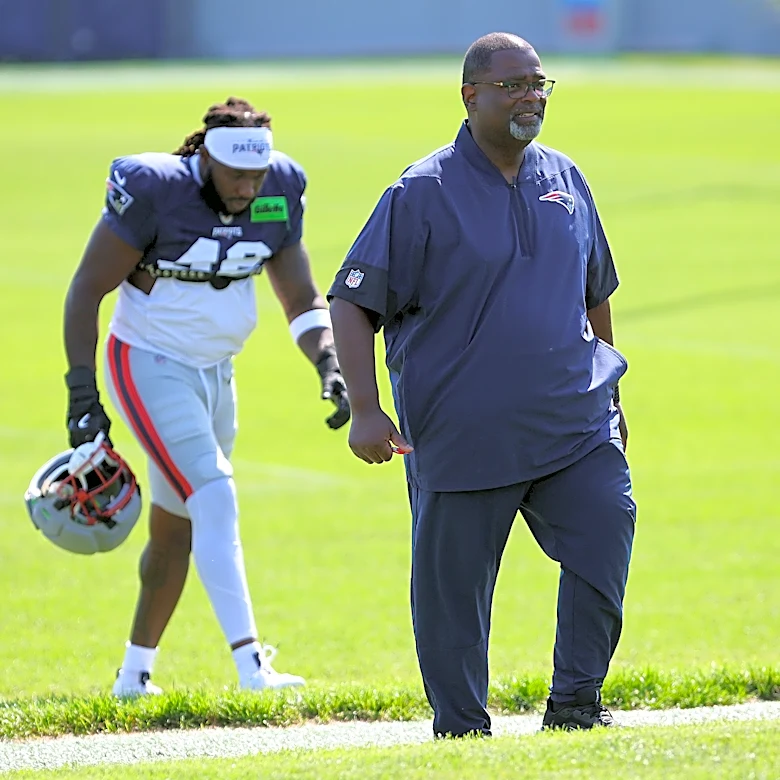 Mike Vrabel gives insight into Terrell Williams’ new role with Patriots