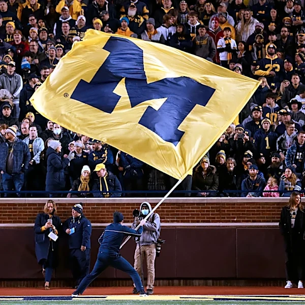 Michigan long snapper makes annual college football ‘Freaks’ list