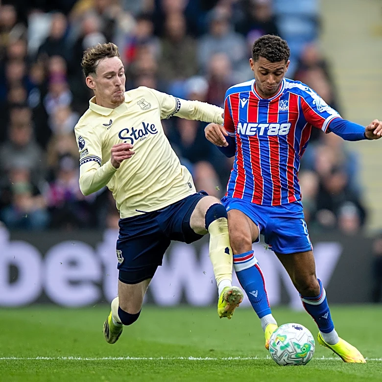 Everton & Crystal Palace agree to rare swap deal