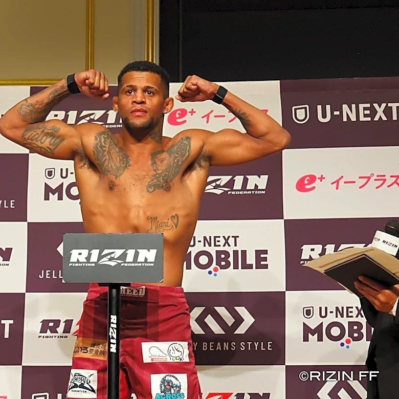 Patchy Mix misses weight by staggering amount at RIZIN 54 weigh-ins