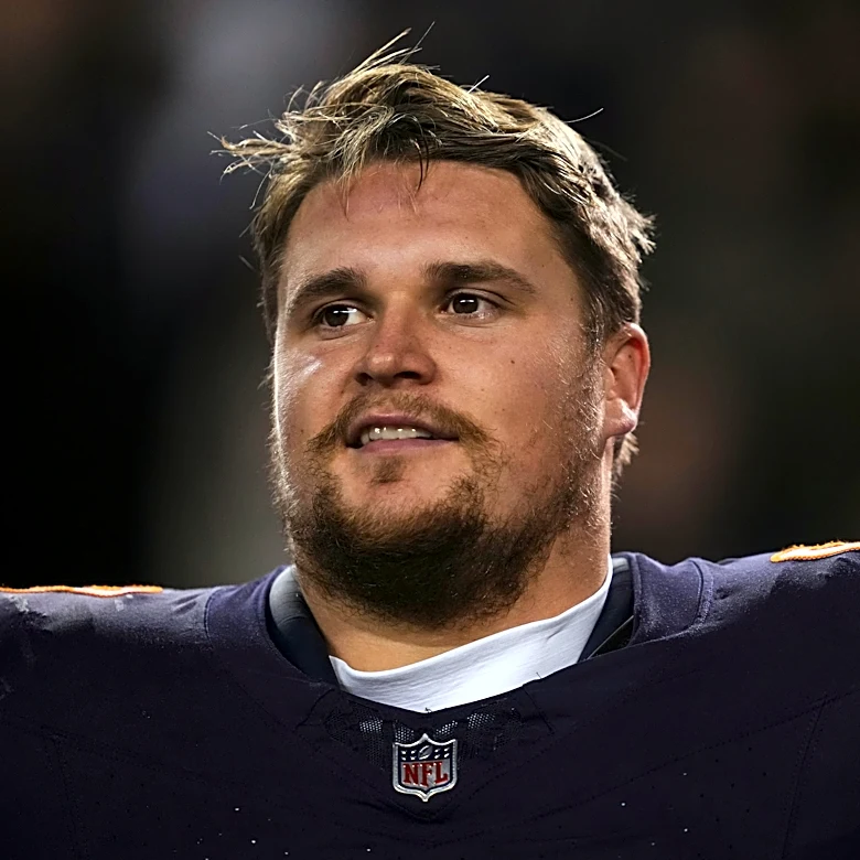 49ers sign one of the centers they worked out on Friday; release Nick Zakelj