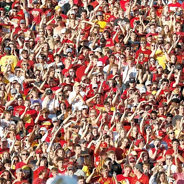 How to best experience a college football game at Iowa State
