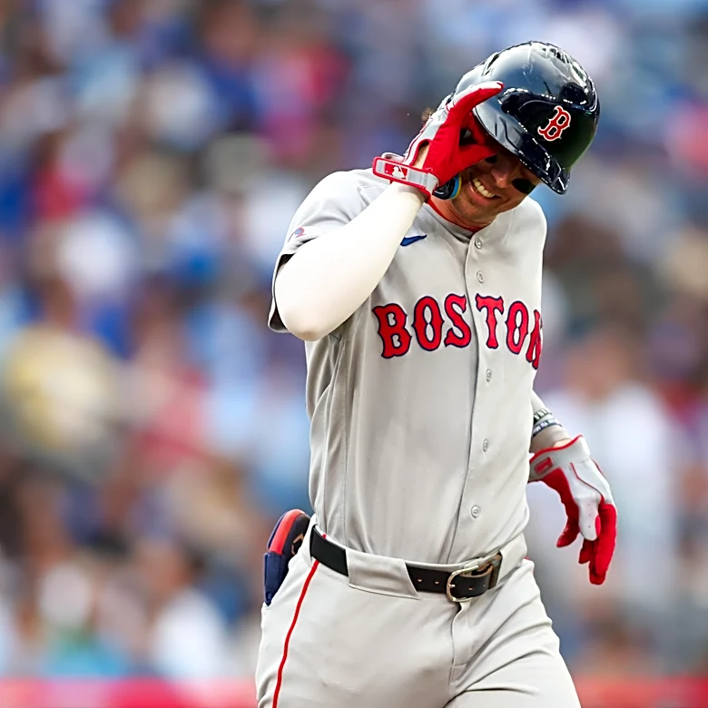 Blue Jays 2, Red Sox 1: Losing despite scoring one of the strangest runs in baseball history? We’re so back