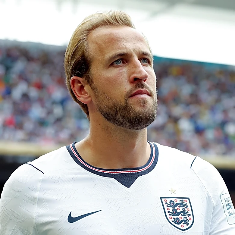 Bayern Munich News: FC Bayern to push for Harry Kane to win Ballon d’Or; Liverpool looking to clear roster space?; and MORE!