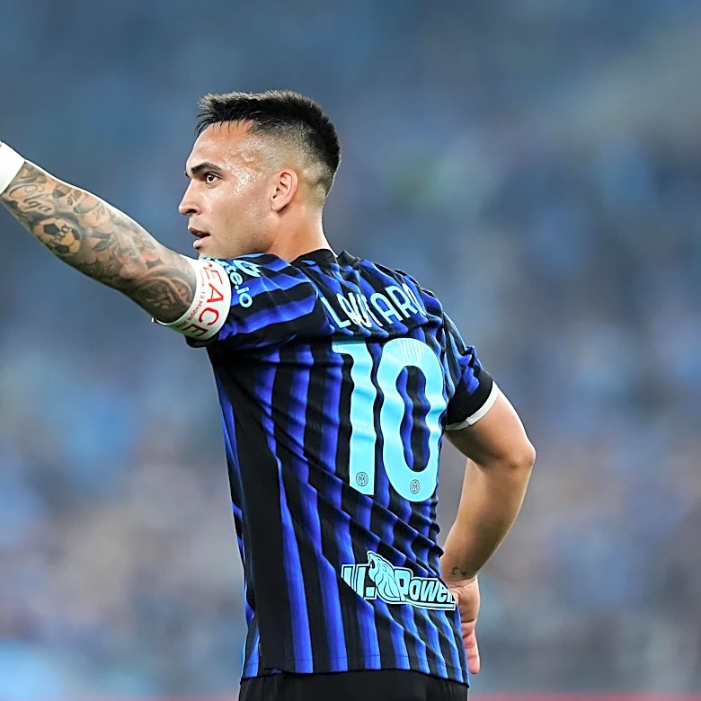 FC Barcelona News: 11 August 2026; Ronald Araujo joins Liverpool on loan, Barça want Lautaro Martínez as Julián Álvarez alternative