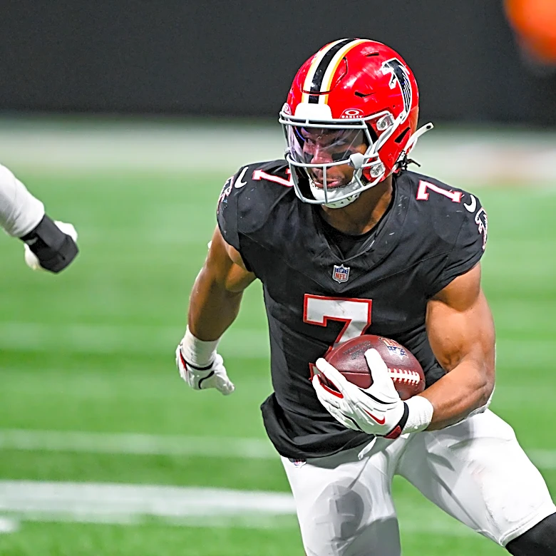 Finding the Top 10 Falcons in Bleacher Report’s 1000-player NFL Rankings