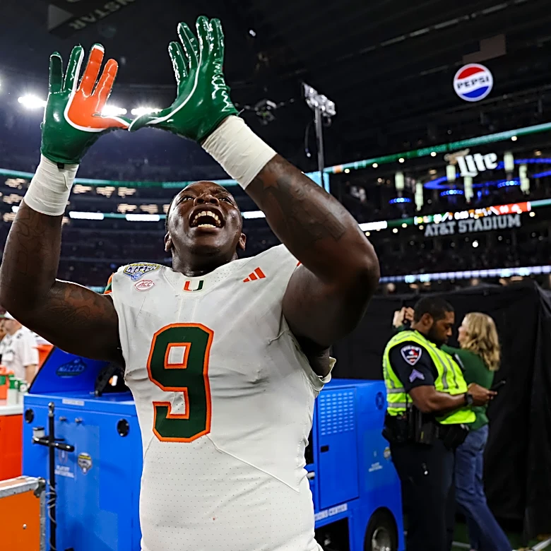 2026 Position Preview: Tight End + Storm Cellar on Elija Lofton