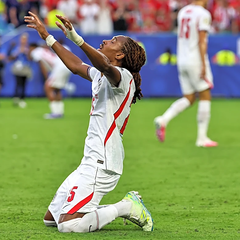 REPORT: Inter Milan, Spurs in talks over Djed Spence sale