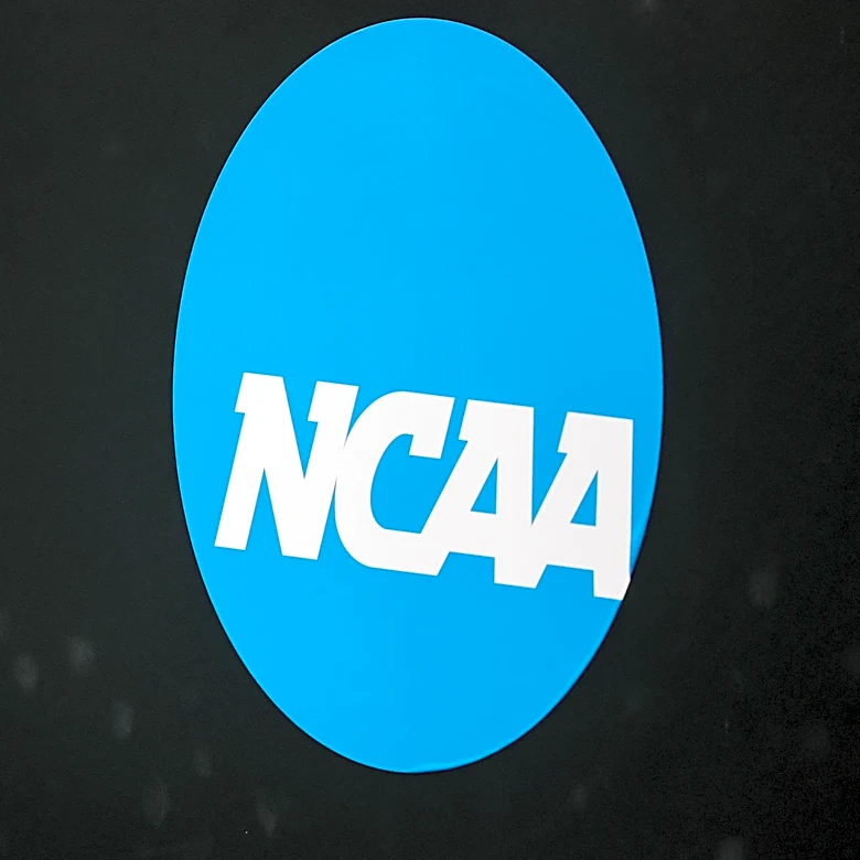 Mid-Major Madness Reacts Survey: Should players who have already completed 4 years be able to play next season?